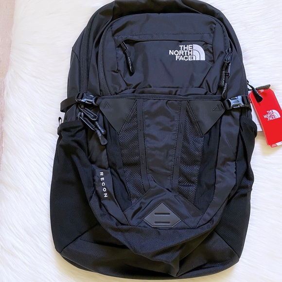 The North Face Unisex Recon Black 30 Liter Backpack - Picture 2 of 9